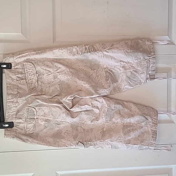 Style and Co adjustable pink and gray adjustable Capri draw string waist size 8 - Picture 2 of 9